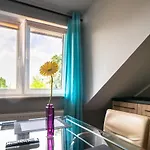 Sunny Glow Loqus Апартаменты Плоцк
