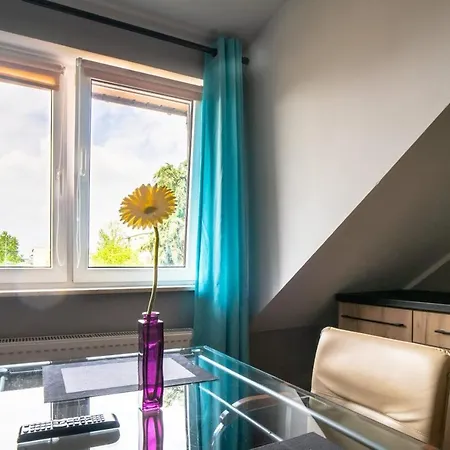 Sunny Glow Loqus Apartment Plock