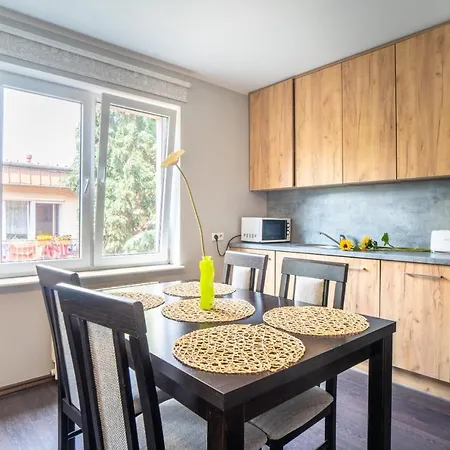 Sunny Glow Loqus פלוק